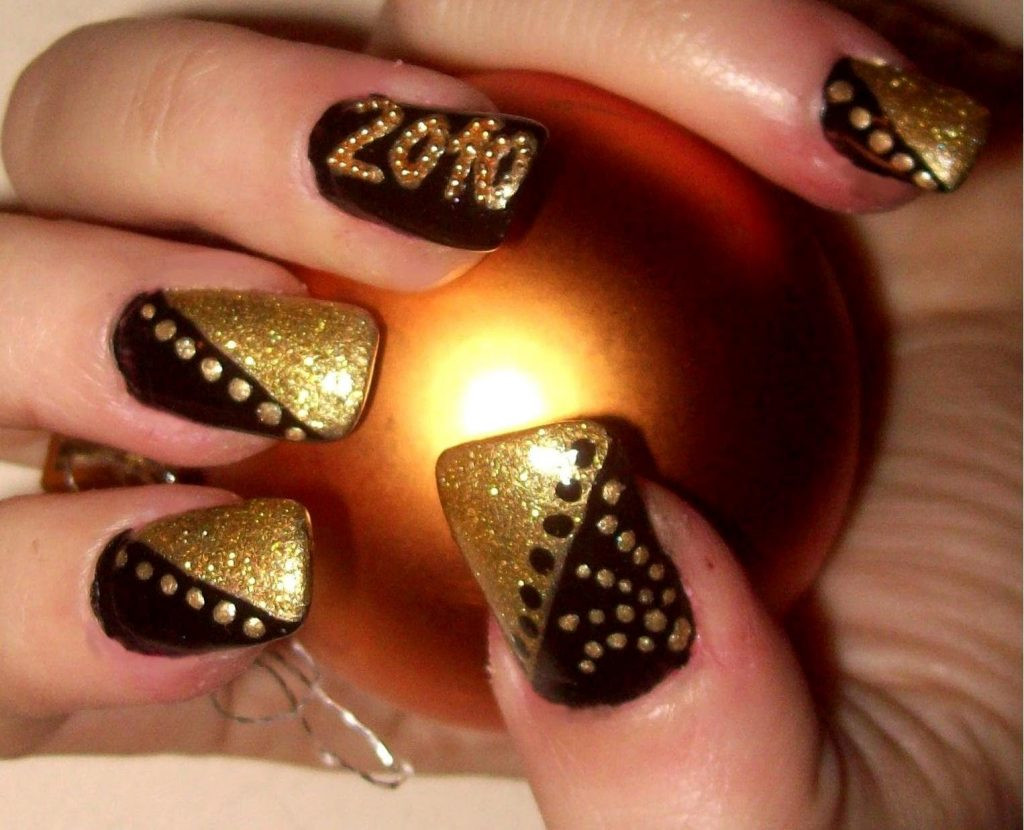 New Years Eve Nail Art
 8 Nail Art Designs For The Bride 2018