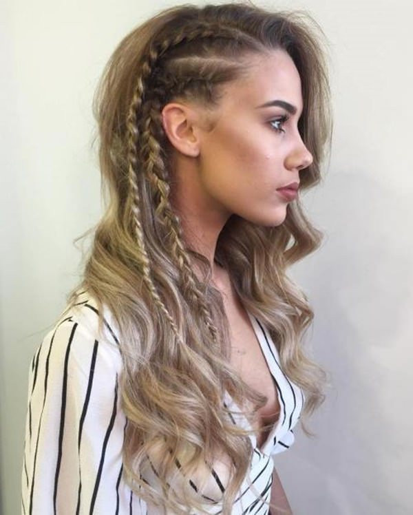 One Side Braid Hairstyle
 87 Beautiful and Stylish Side Braid Hairstyles