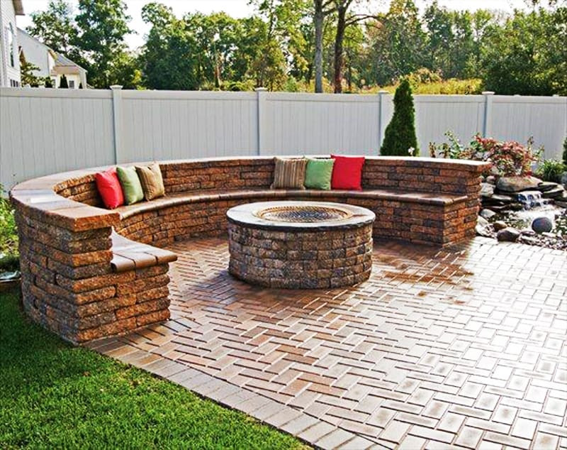Outdoor Stone Fire Pit
 Best Outdoor Fire Pit Ideas to Have the Ultimate Backyard