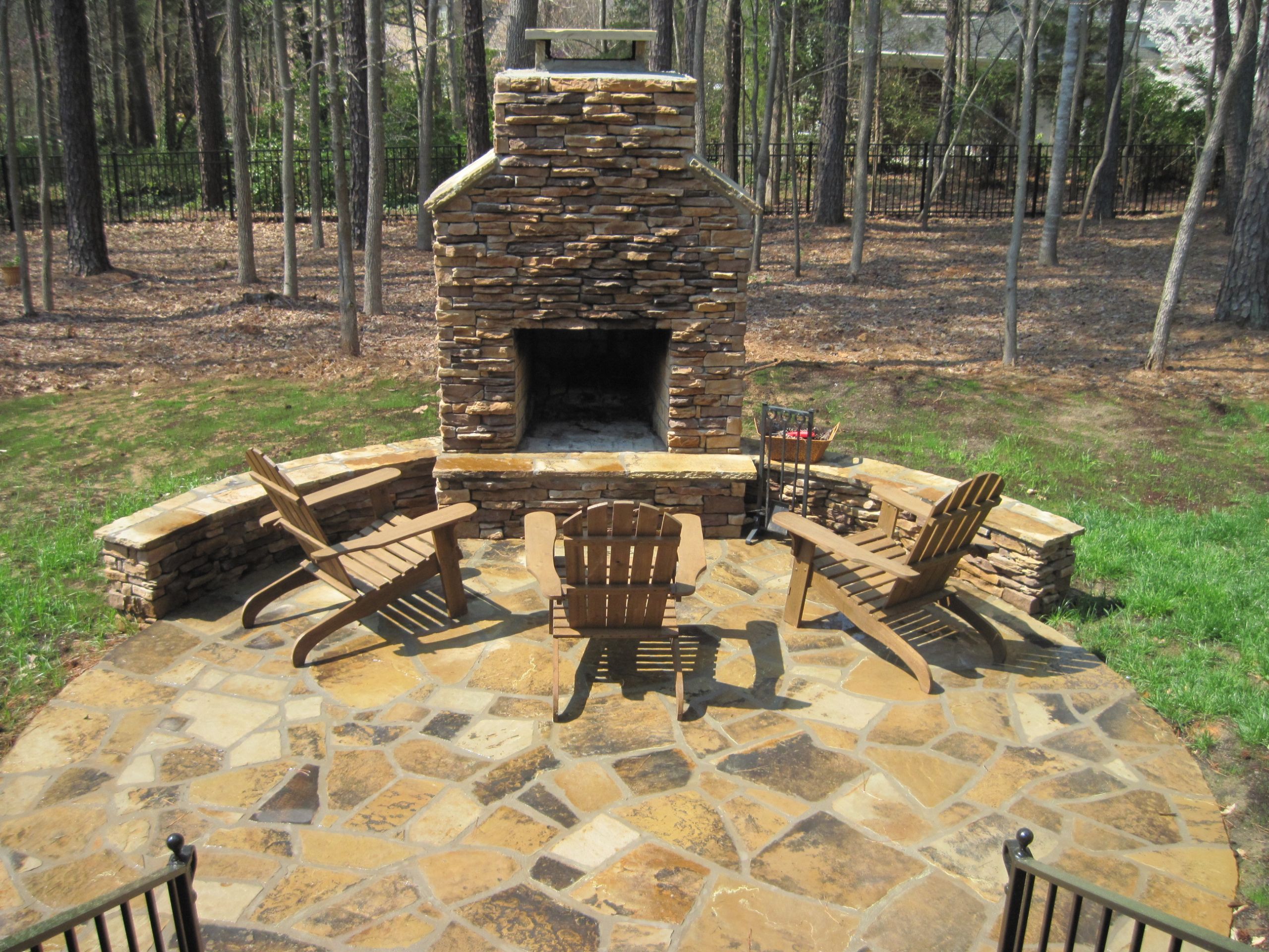 Outdoor Stone Fire Pit
 outdoor firepit
