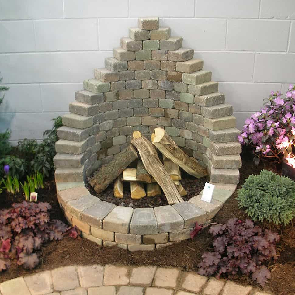 Outdoor Stone Fire Pit
 How to Be Creative with Stone Fire Pit Designs Backyard DIY