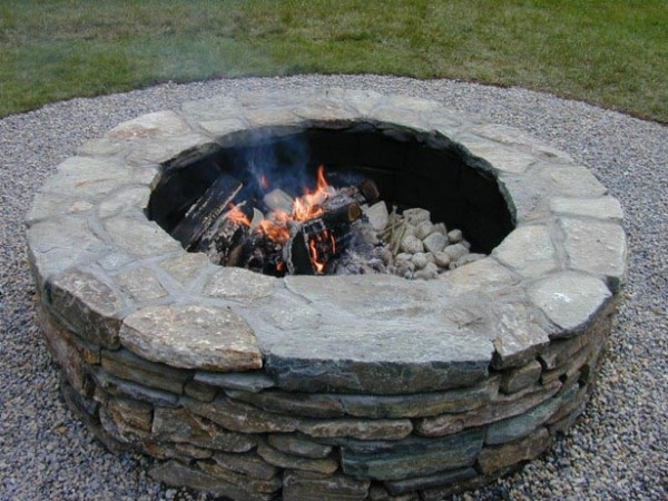 Outdoor Stone Fire Pit
 18 Mind Blowing DIY Outdoor Fire Pits