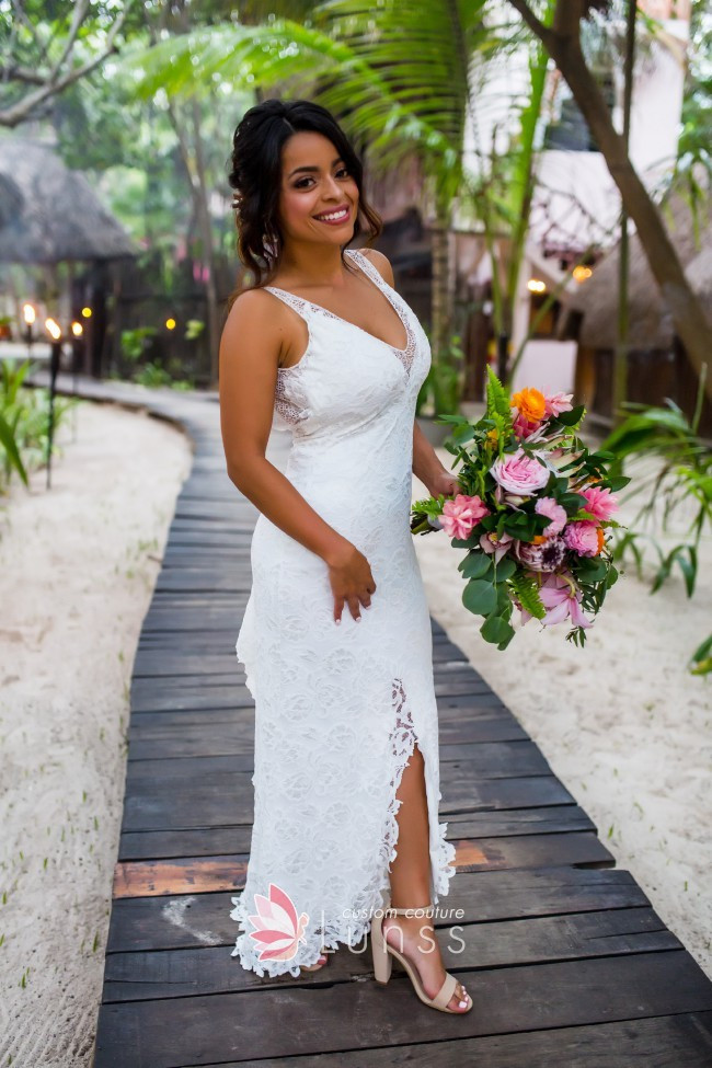 Outdoor Wedding Dresses
 Sleeveless Deep V Neckline White Lace Ankle Length Spring
