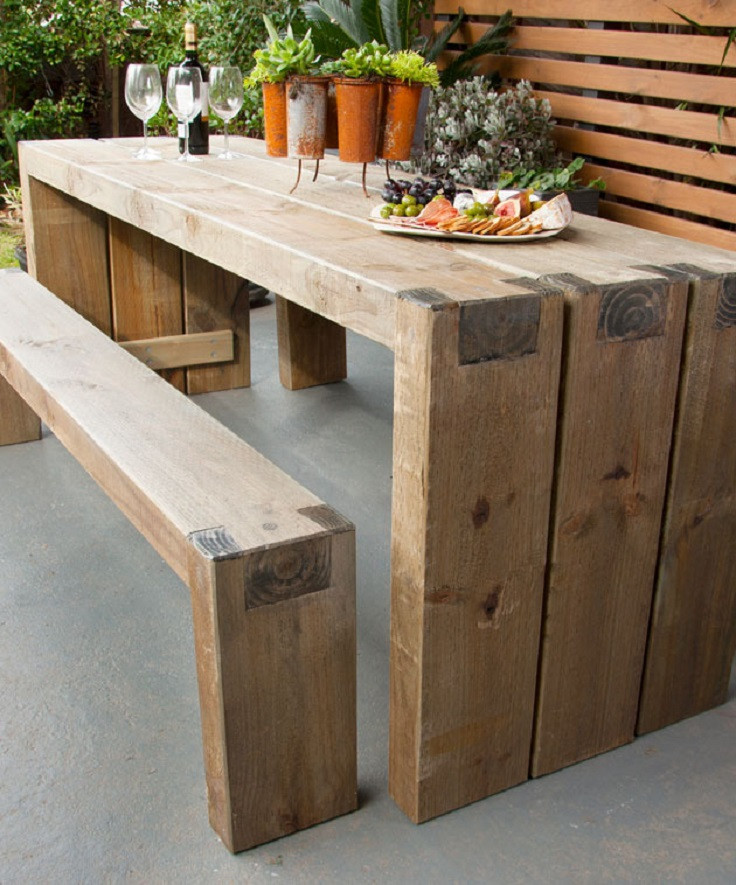 Outdoor Wood Table DIY
 10 Wooden DIY Projects to Embellish Your Backyard for