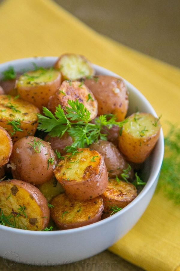 Oven Roasted Red Potatoes
 Easy Oven roasted baby red potatoes Natasha s Kitchen
