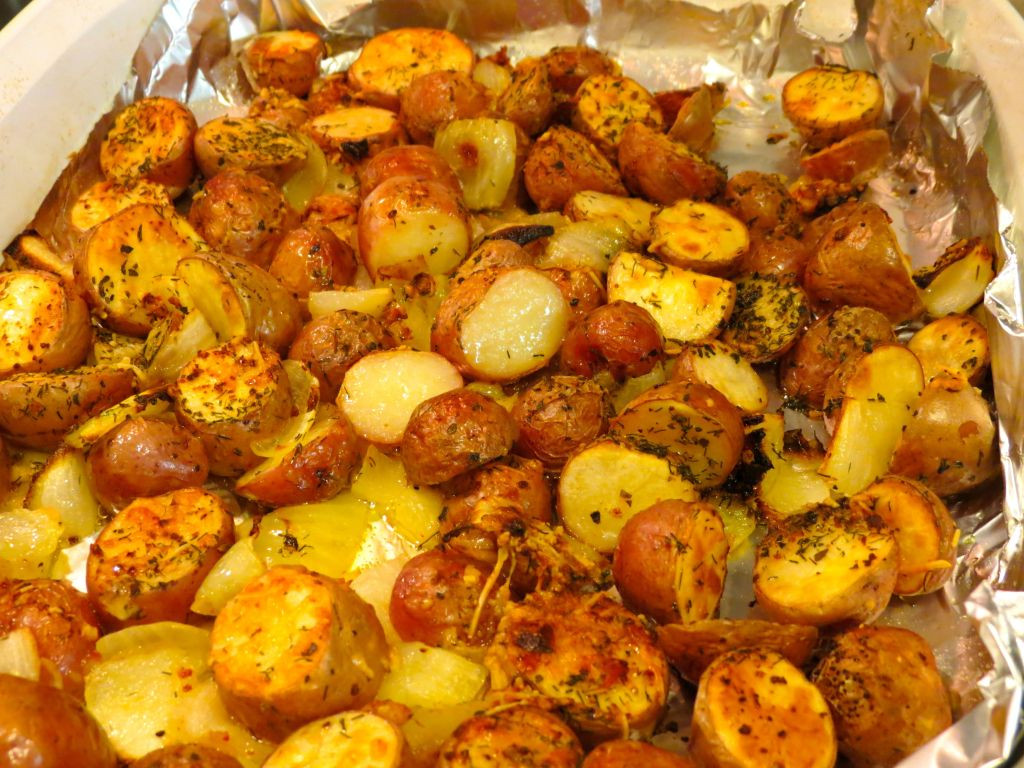 Oven Roasted Red Potatoes
 Easy to Make Oven Roasted Red Potatoes