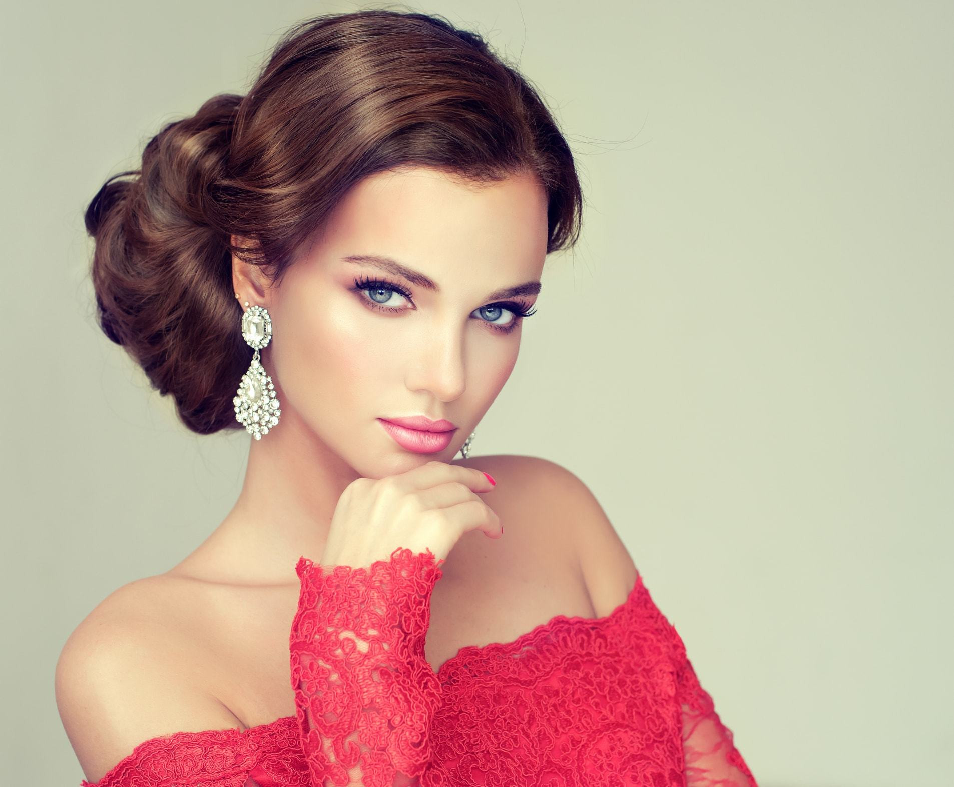 Pageant Hairstyles Updos
 The Top 10 Pageant Hairstyles and What They All Have in mon
