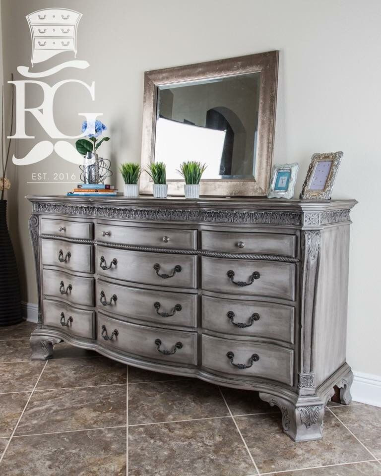 Painting Bedroom Furniture
 Dresser painted in Annie Sloan Chalk Paint French Linen