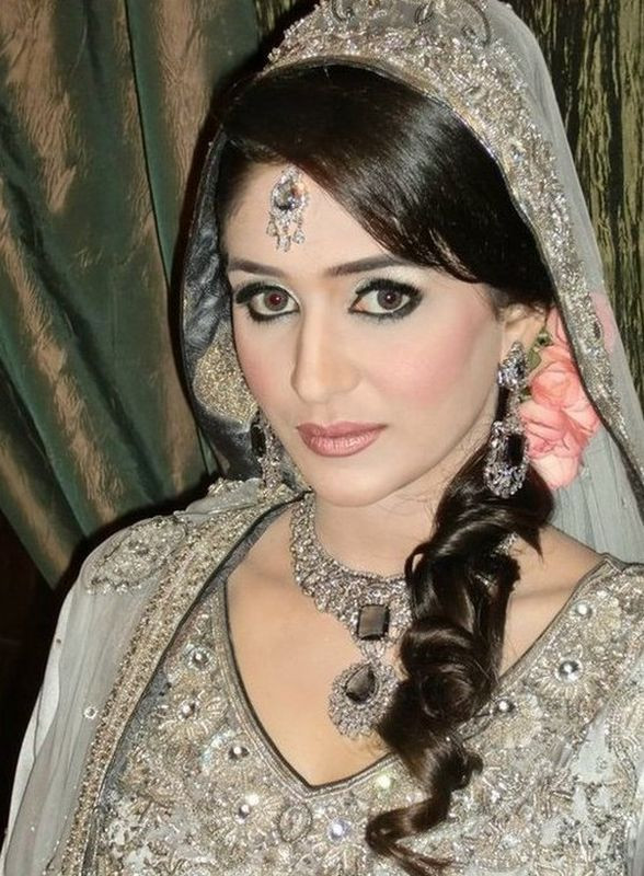 Pakistani Wedding Hairstyles
 Pakistani Wedding Hairstyles For Short Hair Top Pakistan