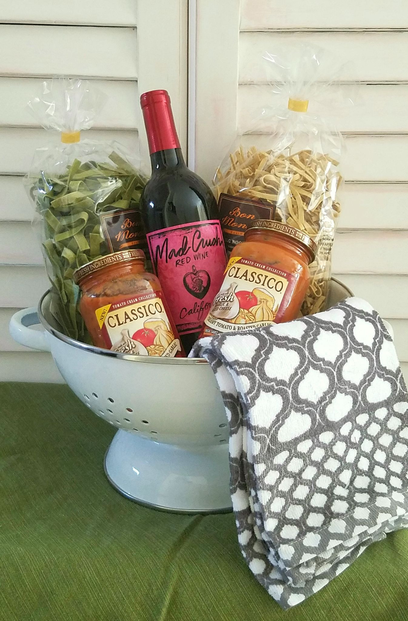 Pasta Basket Gift Ideas
 Easy DIY Pasta Gift Basket Wedding Gift ♥