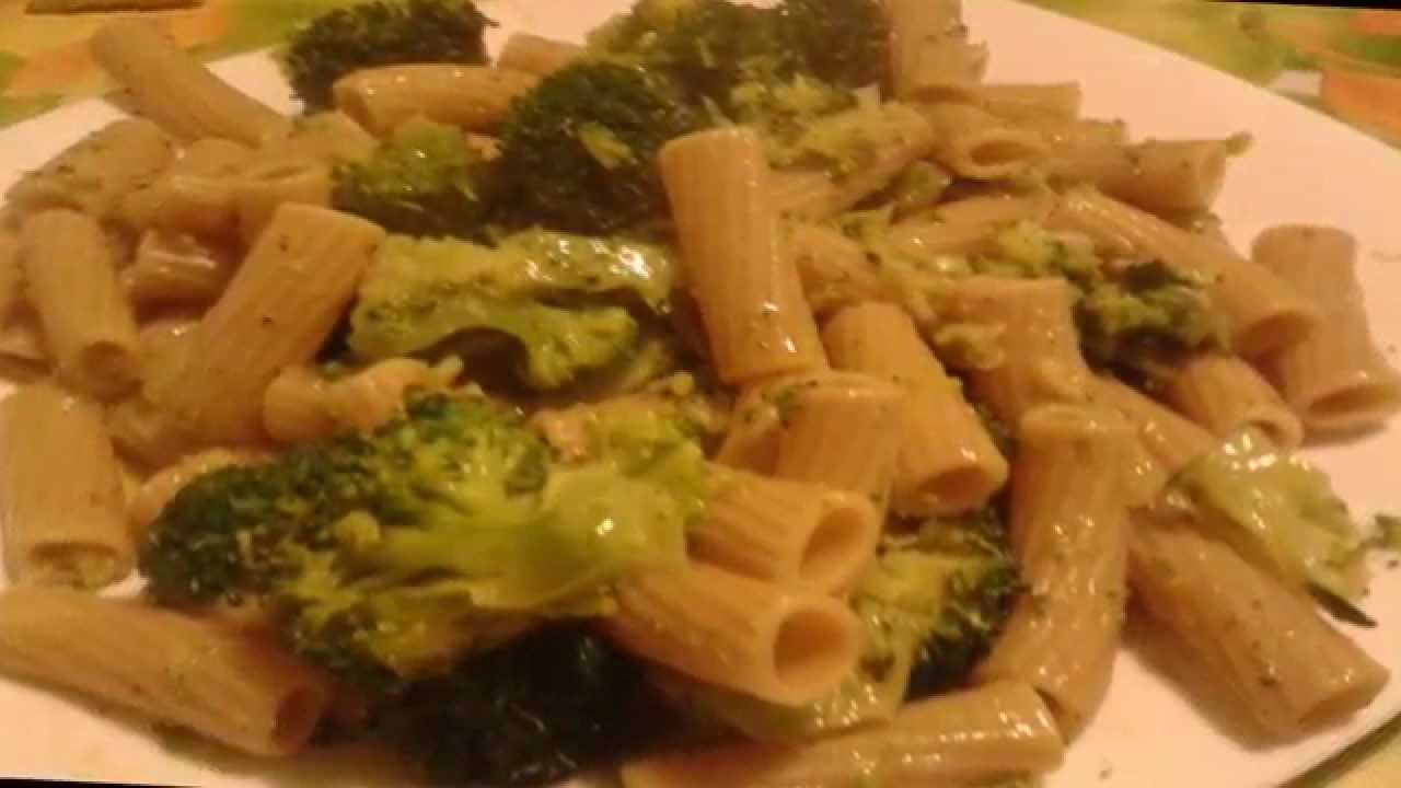 Pasta Con Broccoli
 PASTA CON BROCCOLI SICILIANI CUCINA NATURALE