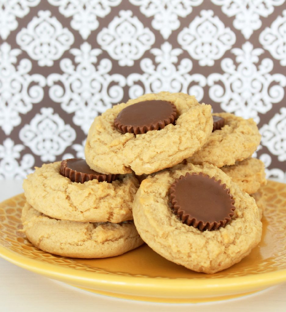 Peanut Butter Cookies With Peanut Butter Cups
 Reese s Peanut Butter Cup Peanut Butter Cookies