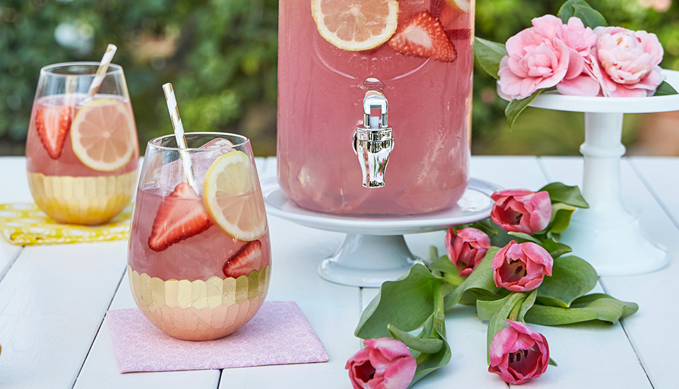 Pink Baby Shower Drink Recipes
 Pink Punch Recipes You re Gonna Love Tulamama