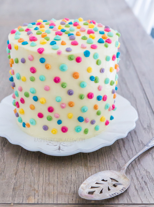 Polka Dot Birthday Cake
 raspberri cupcakes Polka Dot Icing Cake with Strawberry