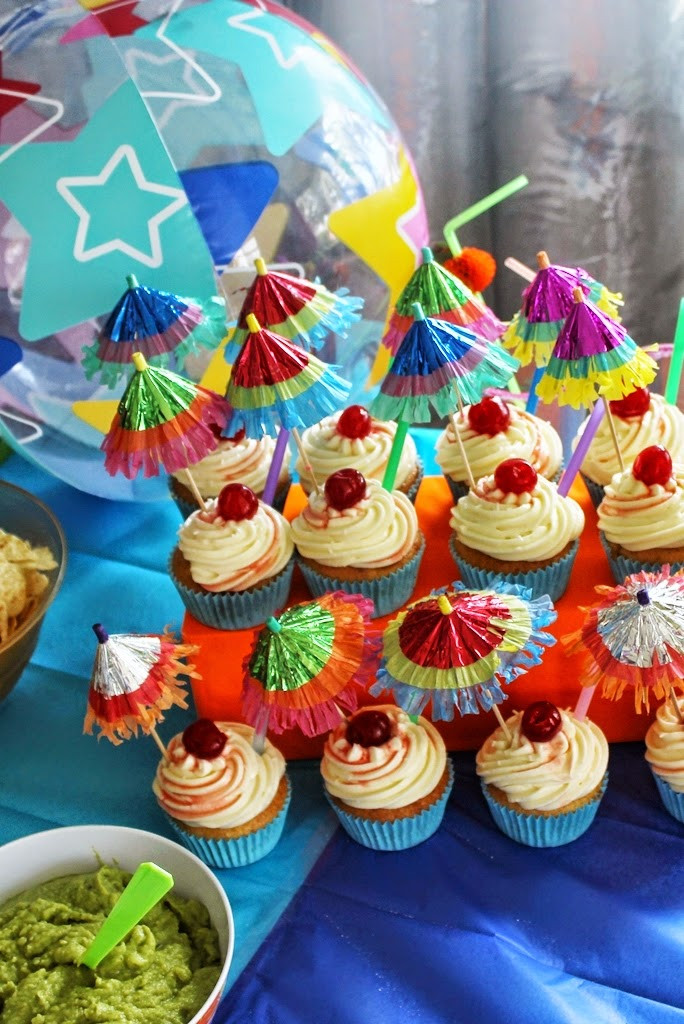 Pool Party Ideas For 16Th Birthday
 Flavours & Frosting Sweet 16th Hawaiian Birthday Party