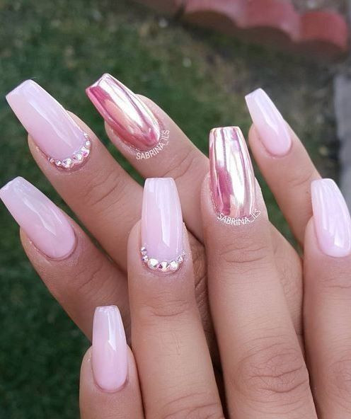 Pretty Fake Nails
 Pretty Pink Nail Art Ideas For 2017