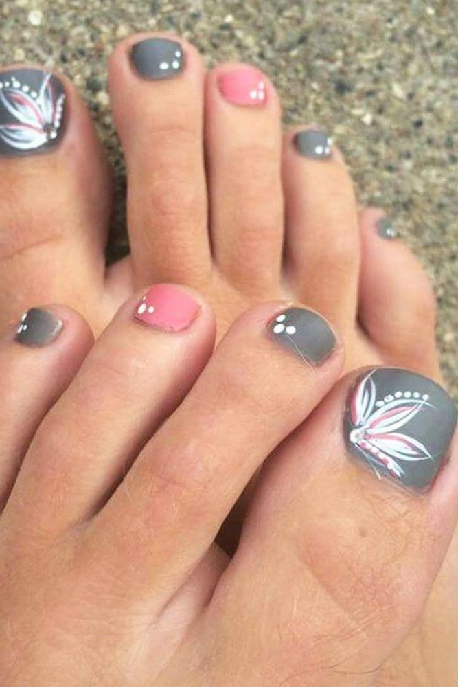 Pretty Nail Ideas
 48 Toe Nail Designs To Keep Up With Trends