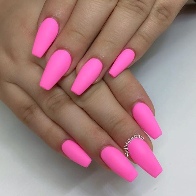 Pretty Summer Nails
 bright barbie pink …