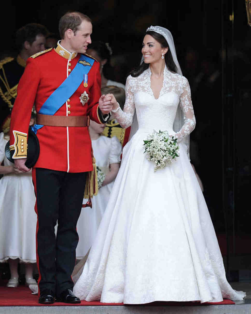 Princess Kate Wedding Gown
 Get Kate Middleton s Royal Wedding Dress Look