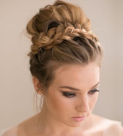 Prom Bun Hairstyles
 40 Most Delightful Prom Updos for Long Hair in 2017