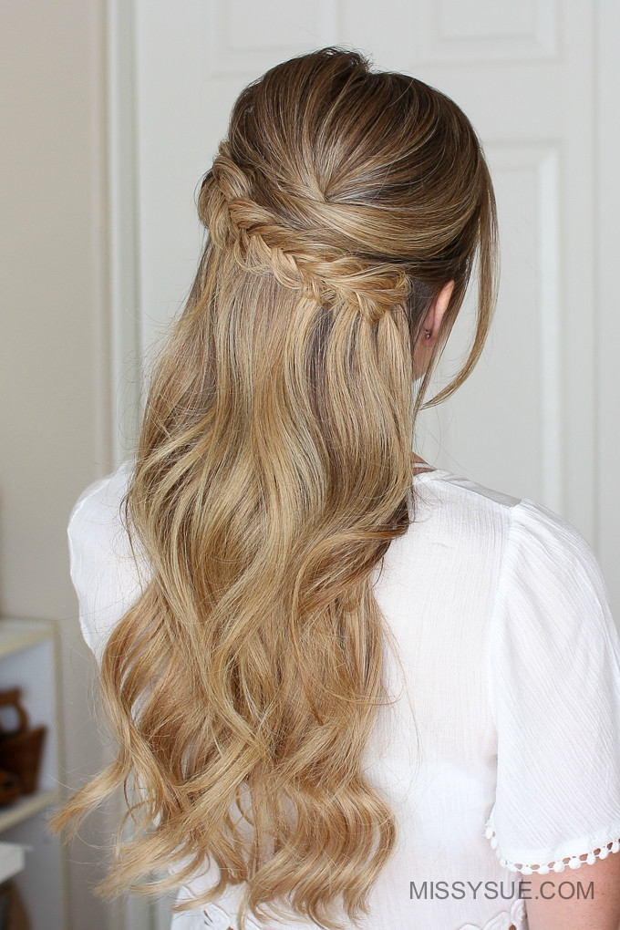 Prom Hairstyles Up
 Easy Half Up Prom Hair