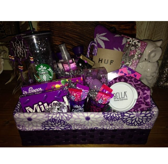 Purple Gift Basket Ideas
 DIY t basket for girlfriends super cute