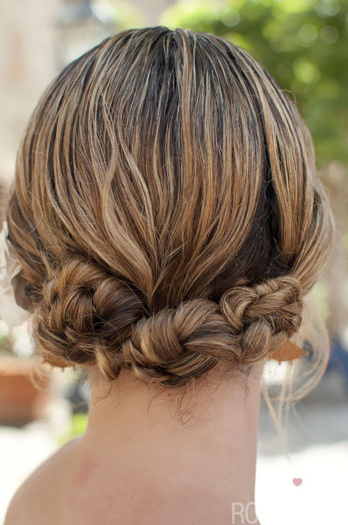 Quick And Easy Updo Hairstyles
 Quick Updos – 20 Ways To Style Your Hair Fast And Pretty