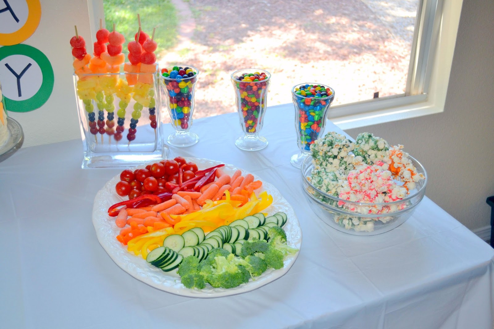 Rainbow Party Ideas Food
 Reader Submission Rainbow Birthday Party I Dig Pinterest