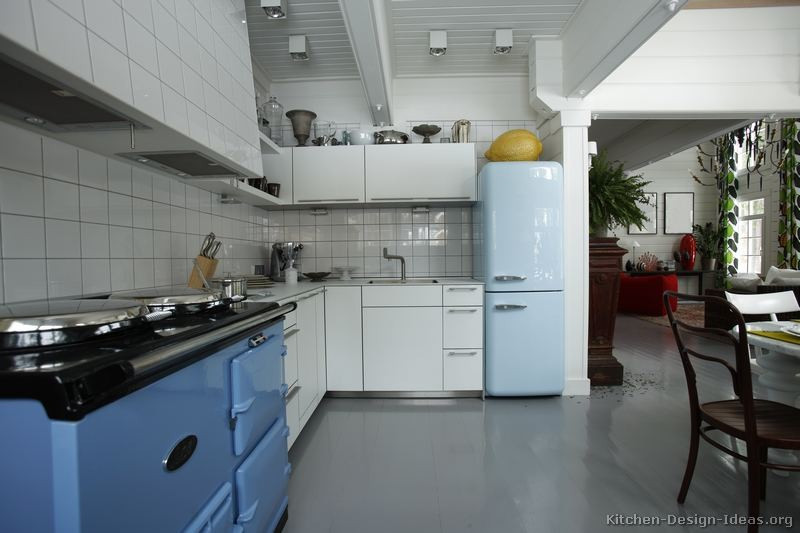 Retro Modern Kitchen
 20 Modern Kitchens With Cool Retro Appliances