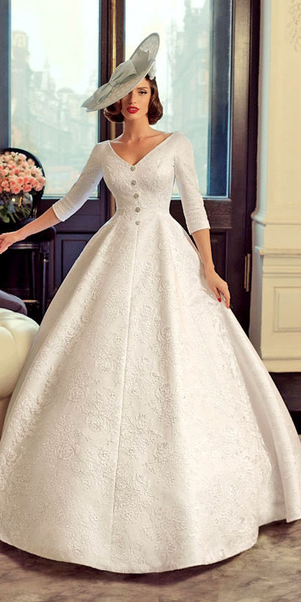 Retro Wedding Gowns
 25 Long Sleeve Wedding Dresses You Will Fall in Love With