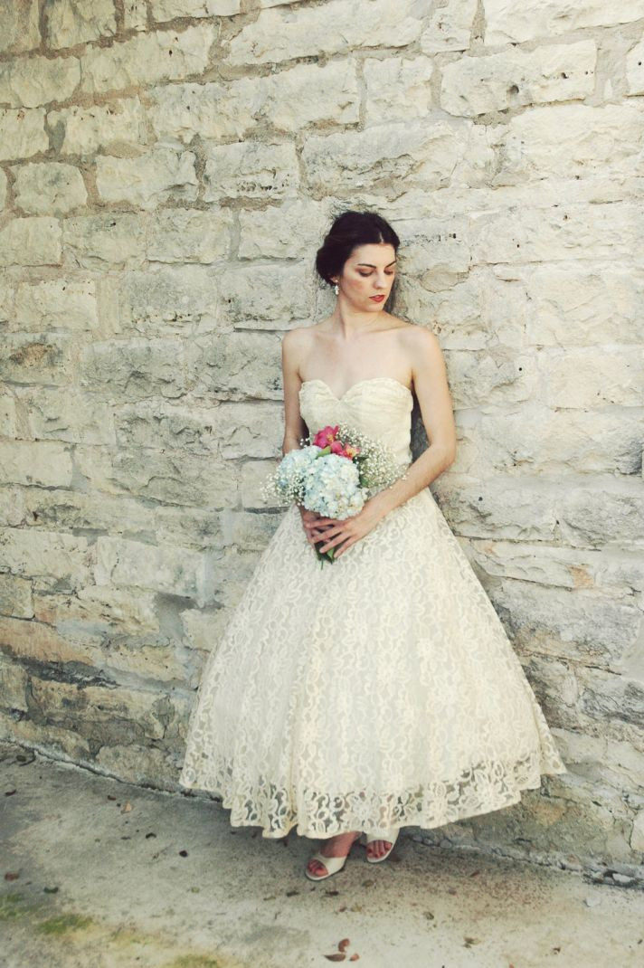 Retro Wedding Gowns
 Getting That 1950 s Bridal Look