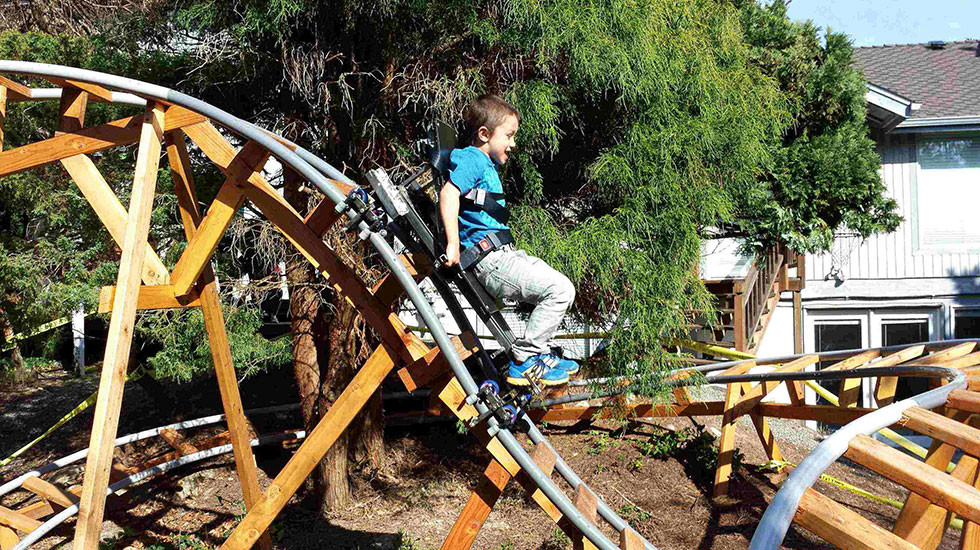 Roller Coaster In Backyard
 10 Thrilling Backyard Roller Coaster Videos