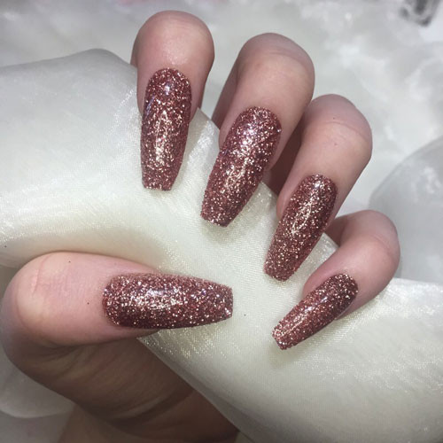 Rose Gold Glitter Nails
 35 Gorgeous Rose Gold Nails Perfect Any Event 2020 Guide