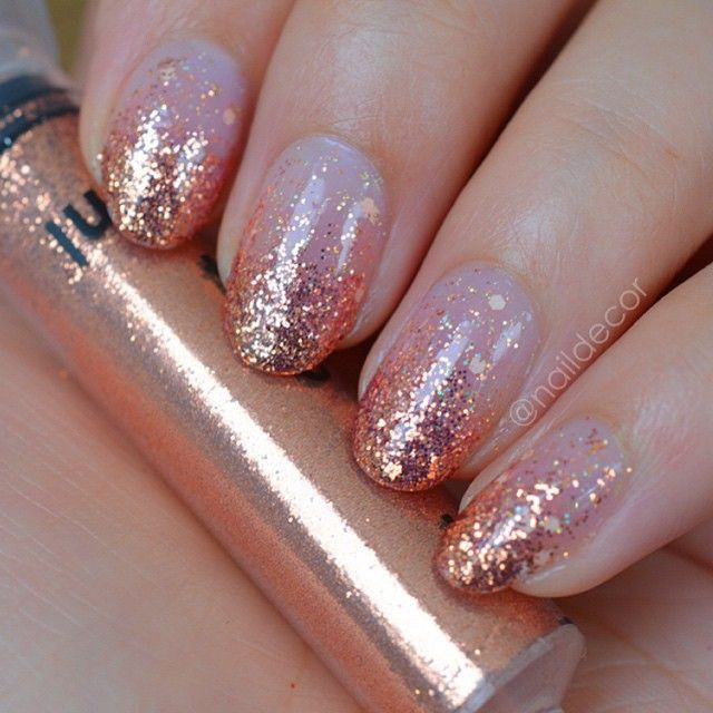 Rose Gold Glitter Nails
 Rose gold glitter nails and also my last look with round