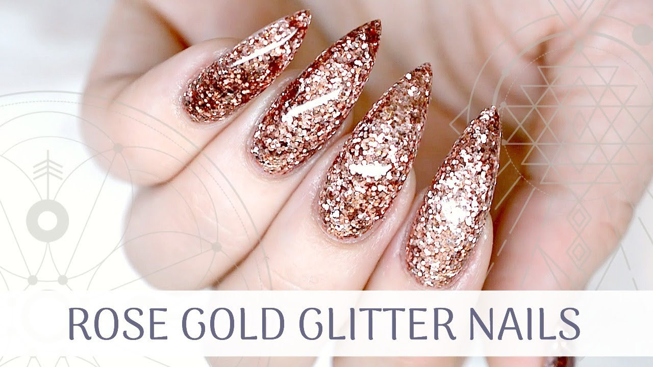 Rose Gold Glitter Nails
 TUTORIAL ROSE GOLD GLITTER NAILS