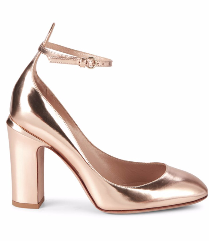Rose Gold Wedding Shoes
 20 Rose Gold Wedding Shoes That Are Perfect for Your Big