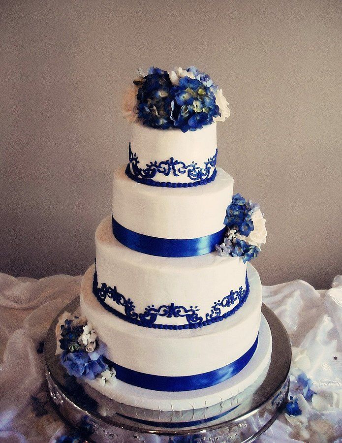 Royal Blue And Silver Wedding Cakes
 The 25 best Royal blue wedding cakes ideas on Pinterest