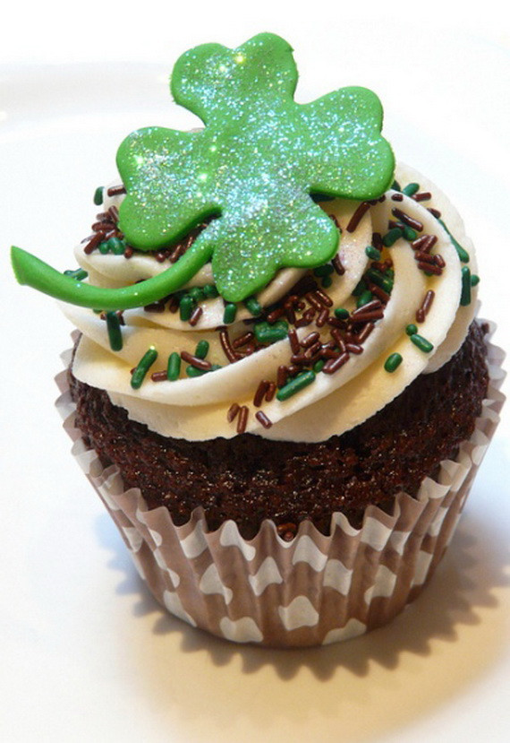 Saint Patrick Cupcakes
 St Patrick s Day Cupcake Decorating Ideas & Other Green