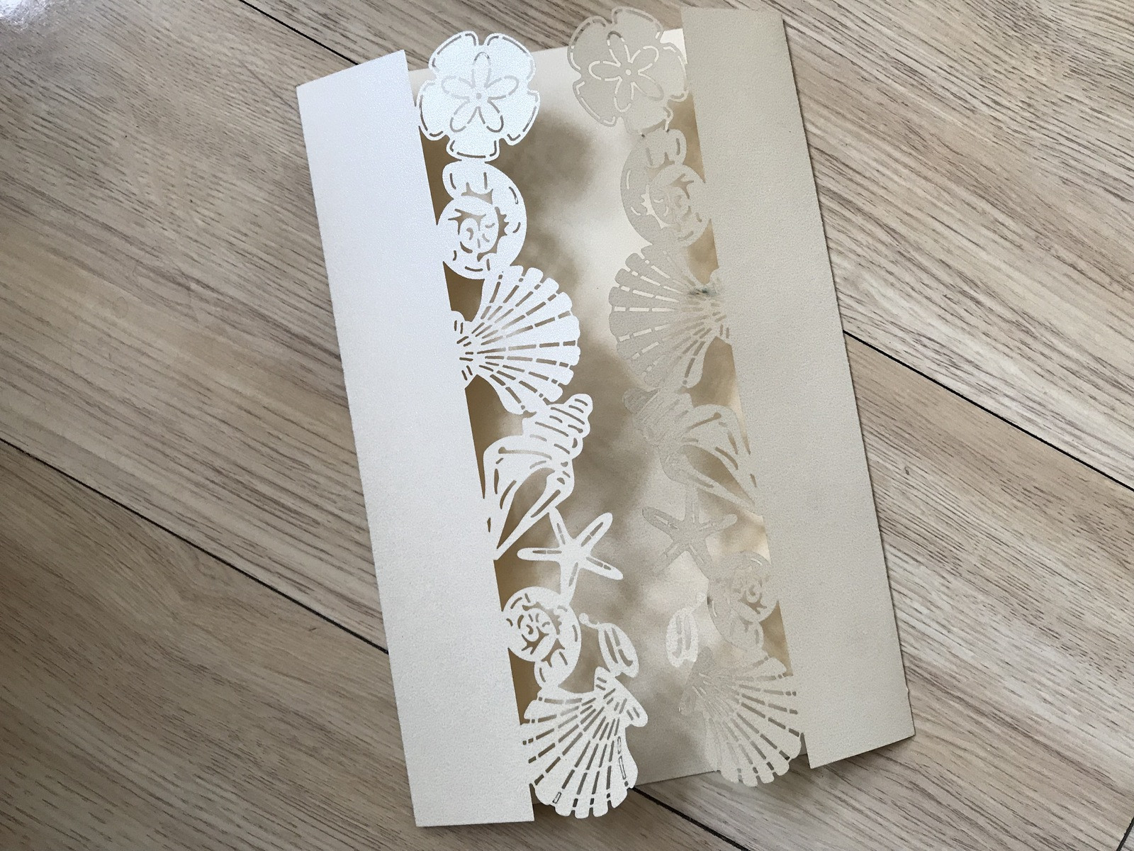 Seashell Wedding Invitations
 50pieces Luxury Ivory Seashell Wedding Invitation Laser