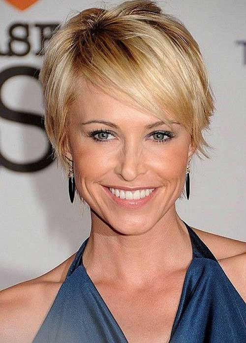 Short Haircuts Women Over 40
 30 Best Short Haircuts for Women Over 40
