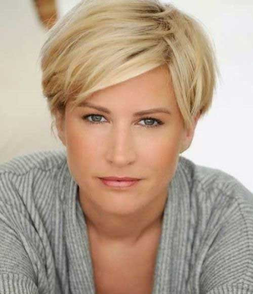Short Haircuts Women Over 40
 30 Best Short Haircuts for Women Over 40