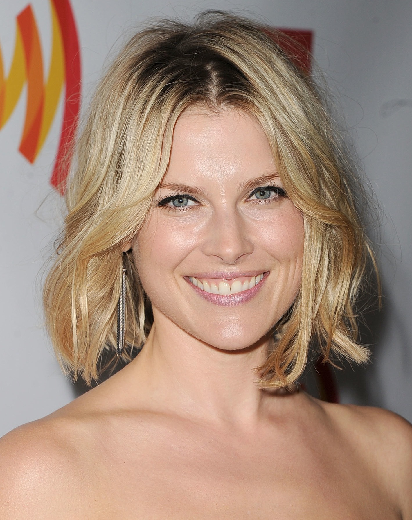 Short Hairstyles For Heart Shaped Faces
 Heart Shaped Face Hairstyles 2013