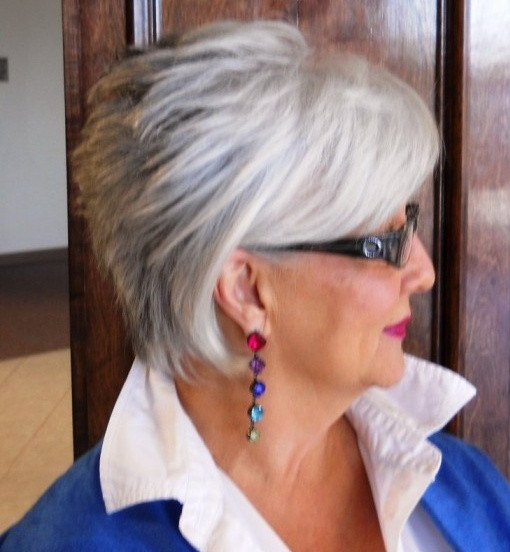 Short Hairstyles For Over 60 With Glasses
 Short Hairstyles for Women Over 60 with Glasses