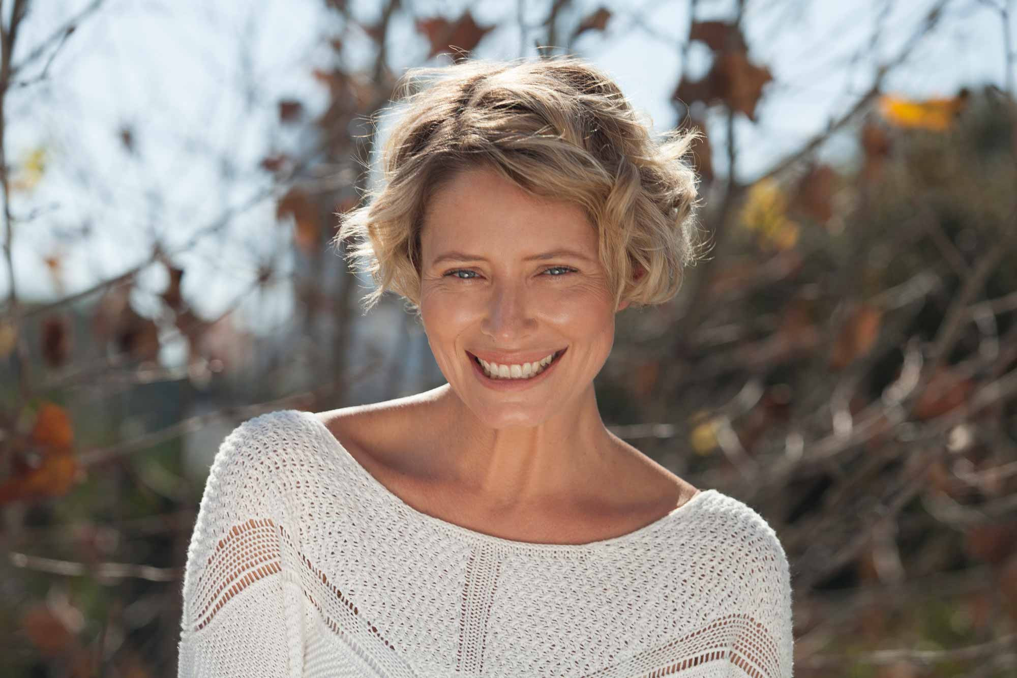 Short Hairstyles For Women In Their 40S
 5 Cool Shoulder Length and Short Haircuts for Women Over 40