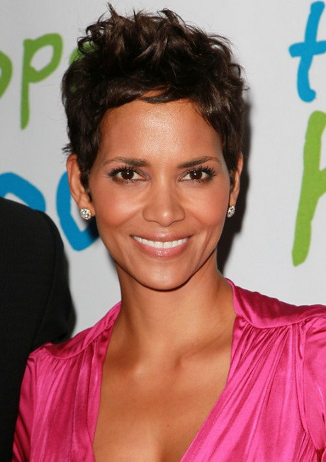 Short Hairstyles For Women In Their 40S
 Short hairstyles for women in their 40 s