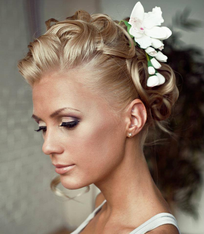 Short Hairstyles Updos For Wedding
 50 Best Short Wedding Hairstyles That Make You Say “Wow ”