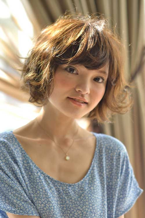 Short Hairstyles With Bangs
 20 Short Hair with Bangs