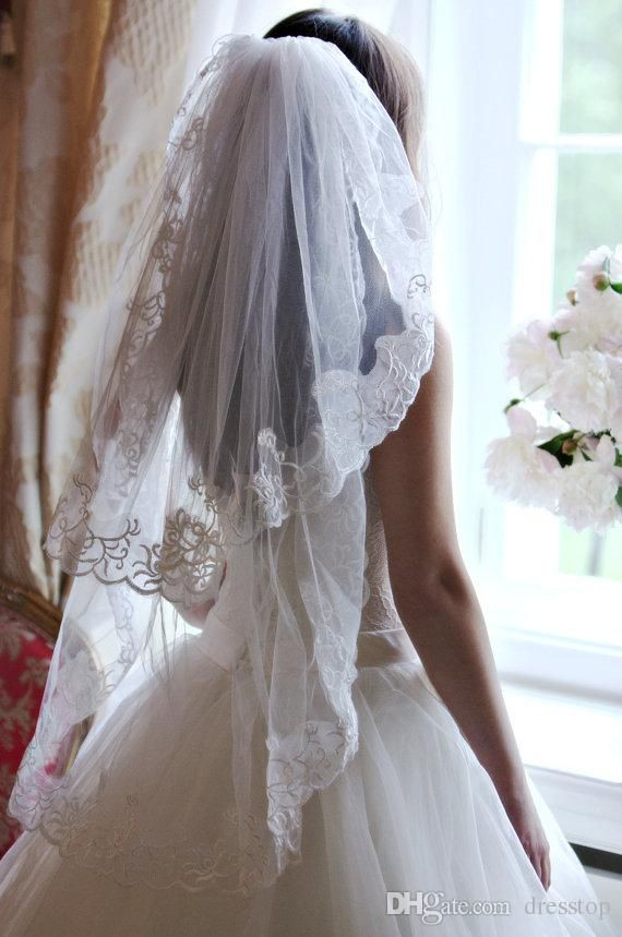 Short Wedding Veil
 Cheap Two Layers Short Wedding Veils With Appliqued Edge