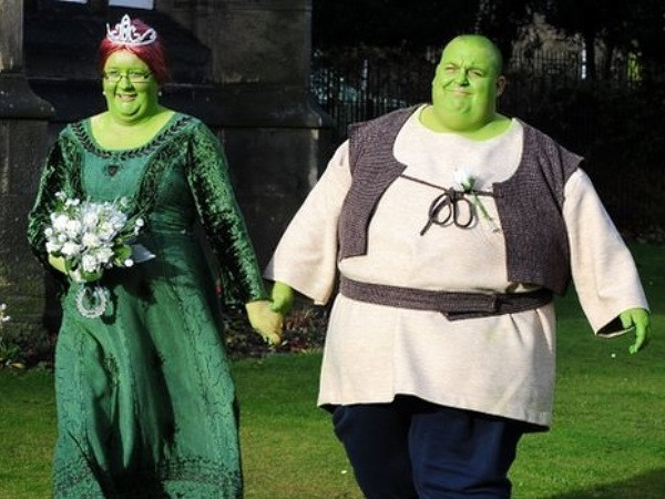 Shrek Themed Wedding
 Not Awesome Have You Seen These Ridiculous Themed
