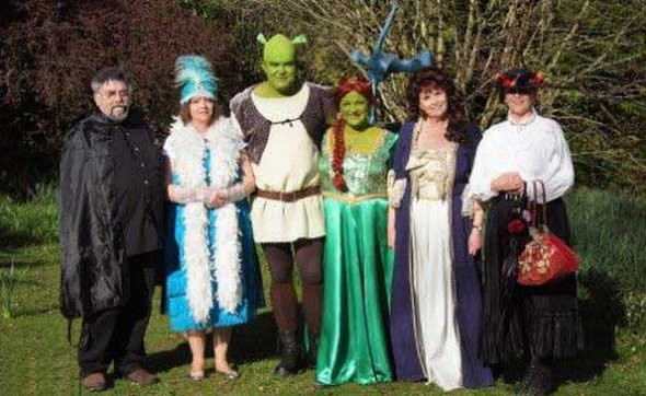 Shrek Themed Wedding
 Real life Shrek Wedding